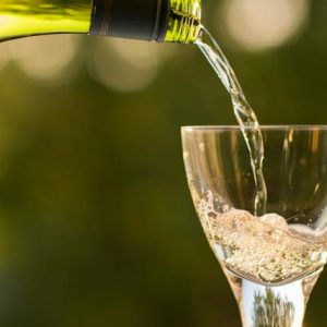 Connaître les avantages de servir du champagne