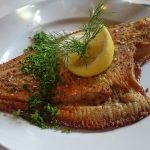 plats avec des fleurs