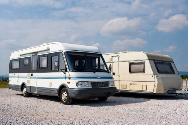 Camping-car vs caravane