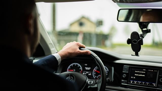 Pourquoi choisir la conduite supervisée : les points forts pour les apprentis conducteurs